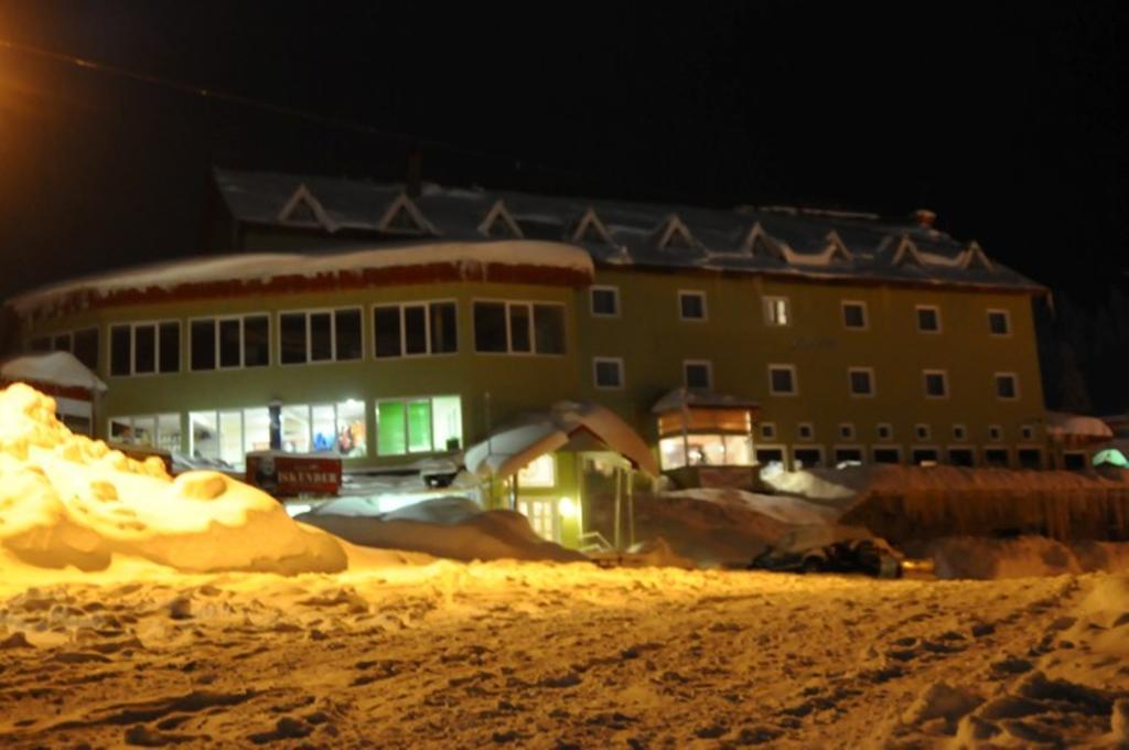 Kar Hotel Uludag  Екстер'єр фото