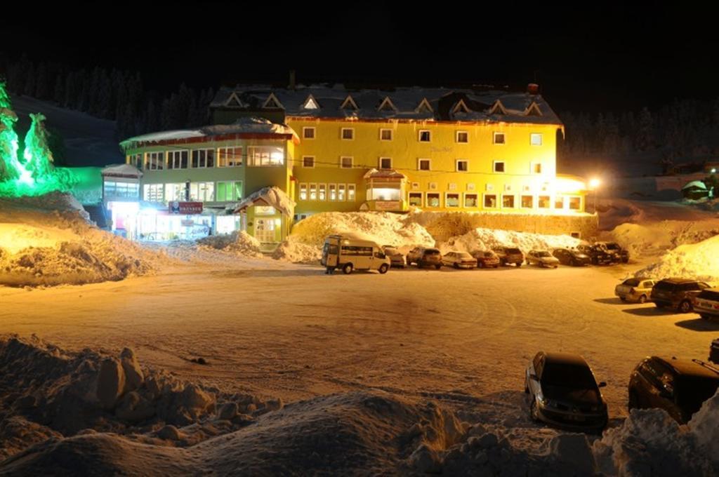 Kar Hotel Uludag  Екстер'єр фото